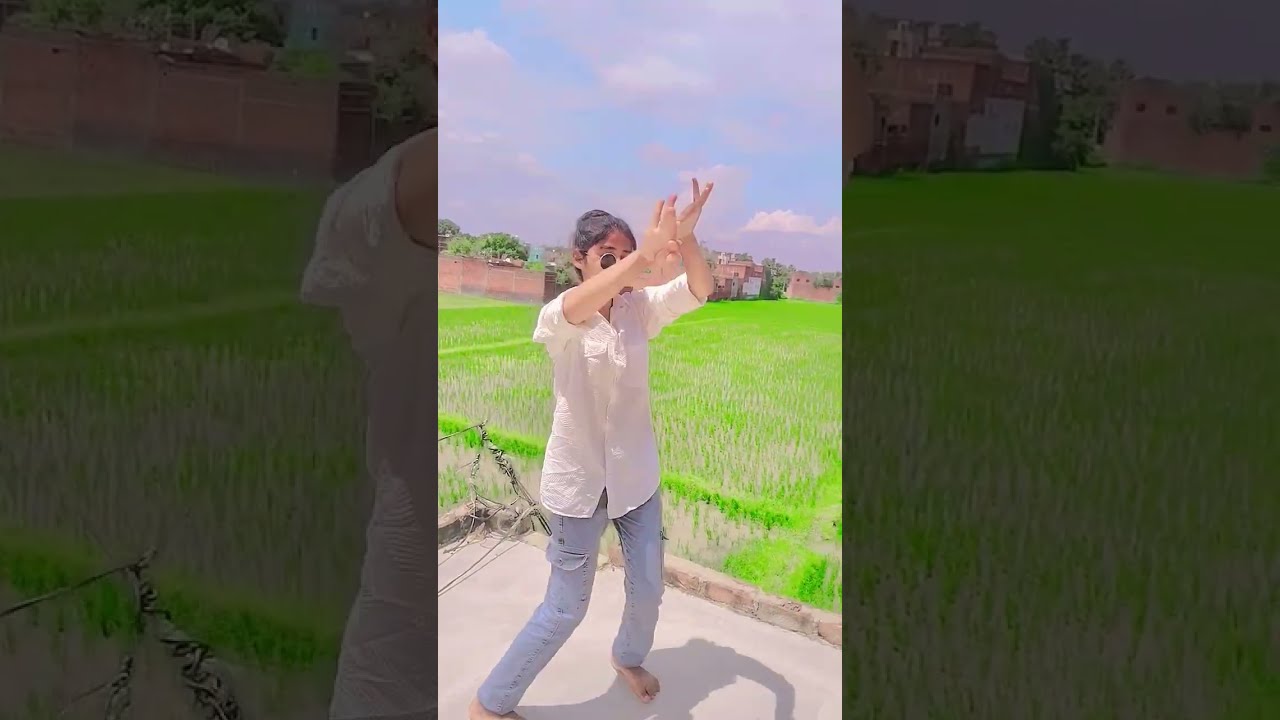  Video Arvind Akela Kallu Cycle Upar Saiya Astha Singh New Bhojpuri Song