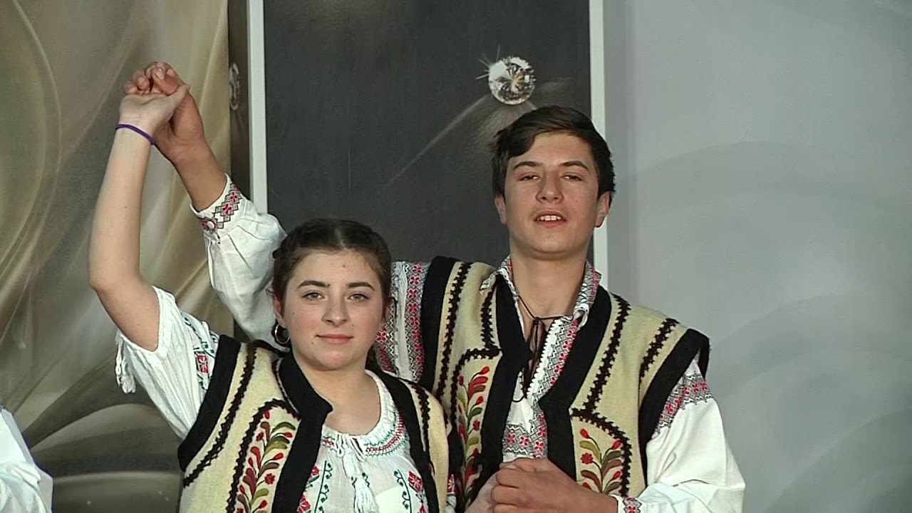 ANSAMBLUL ” FLORILE DIN CUCUIEȚI ” -  POLCA