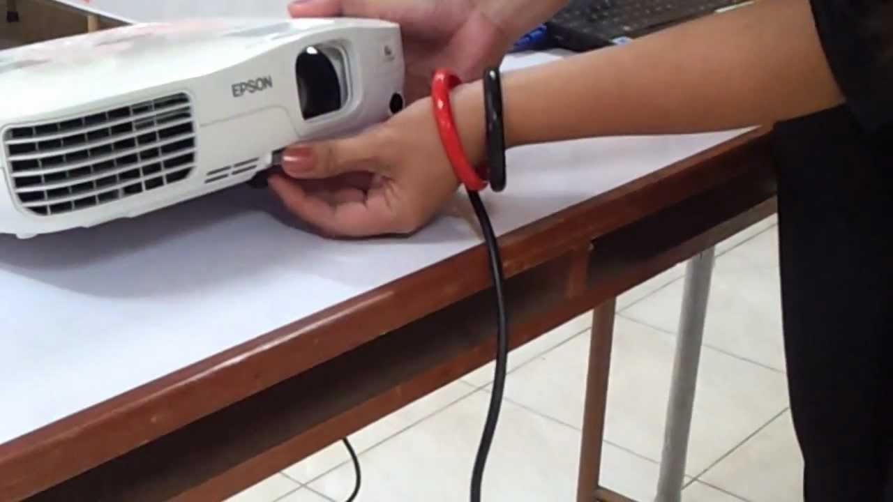 How to operate projector? - YouTube