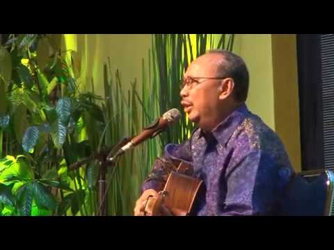 Ebiet - Berita Kepada Kawan - Live
