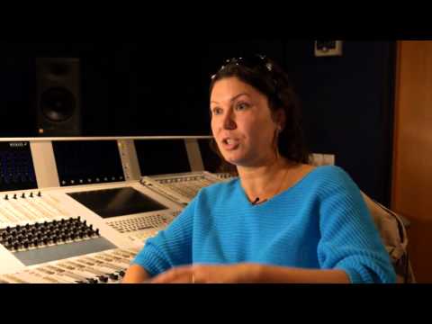 Трассалар жігітті сиқырлайды Кавказдықтар порно видеодағы қызды қорқытады