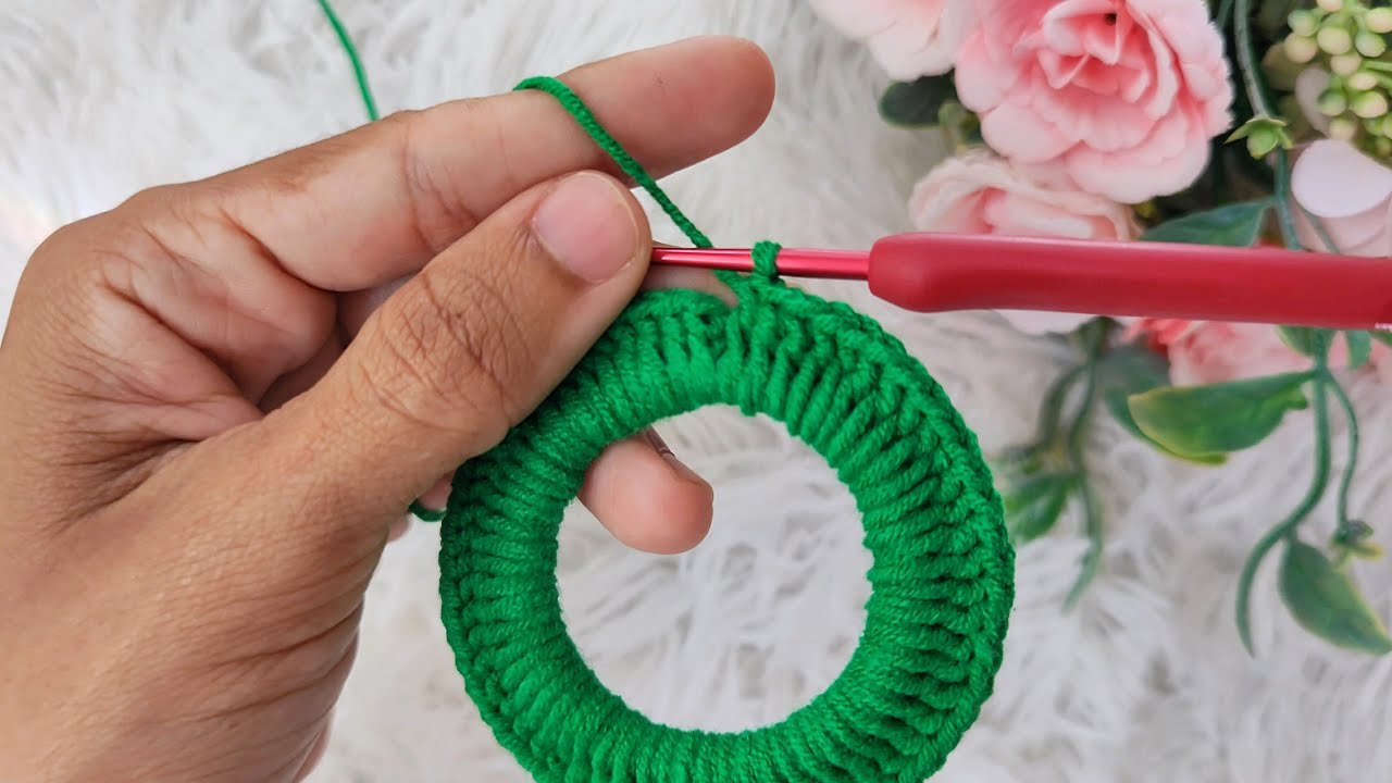 ИЩЕТЕ ВДОХНОВЕНИЕ ВЯЗАНИЕМ КРЮЧКОМ НА РОЖДЕСТВО? ПРИХОДИТЕ, СДЕЛАЙТЕ ЭТО СО МНОЙ 🎁❄️🎄 (с субтитрами)