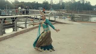 Tari tradisional ronggeng nyentrik #taritradisional #traditionaldance