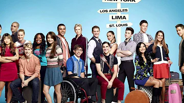 Glee - Chasing Pavements (season 4)