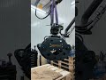 Bevor der SLG80 zum Kunden geht, wird die komplette Hydraulik nochmals sorgfältig geprüft