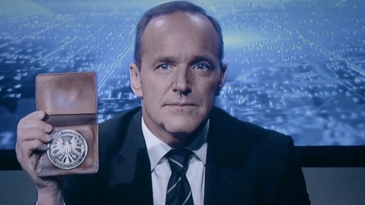 Watch Agent Phil Coulson return to SHIELD in new 'Captain Marvel