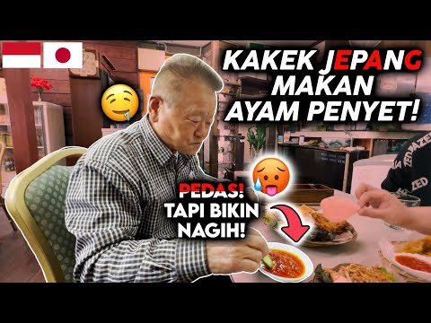 Kakek Jepang coba makan macam2 masakan Indonesia