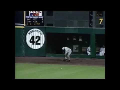 Jose Guillen passes GAS BALL to 3rd base