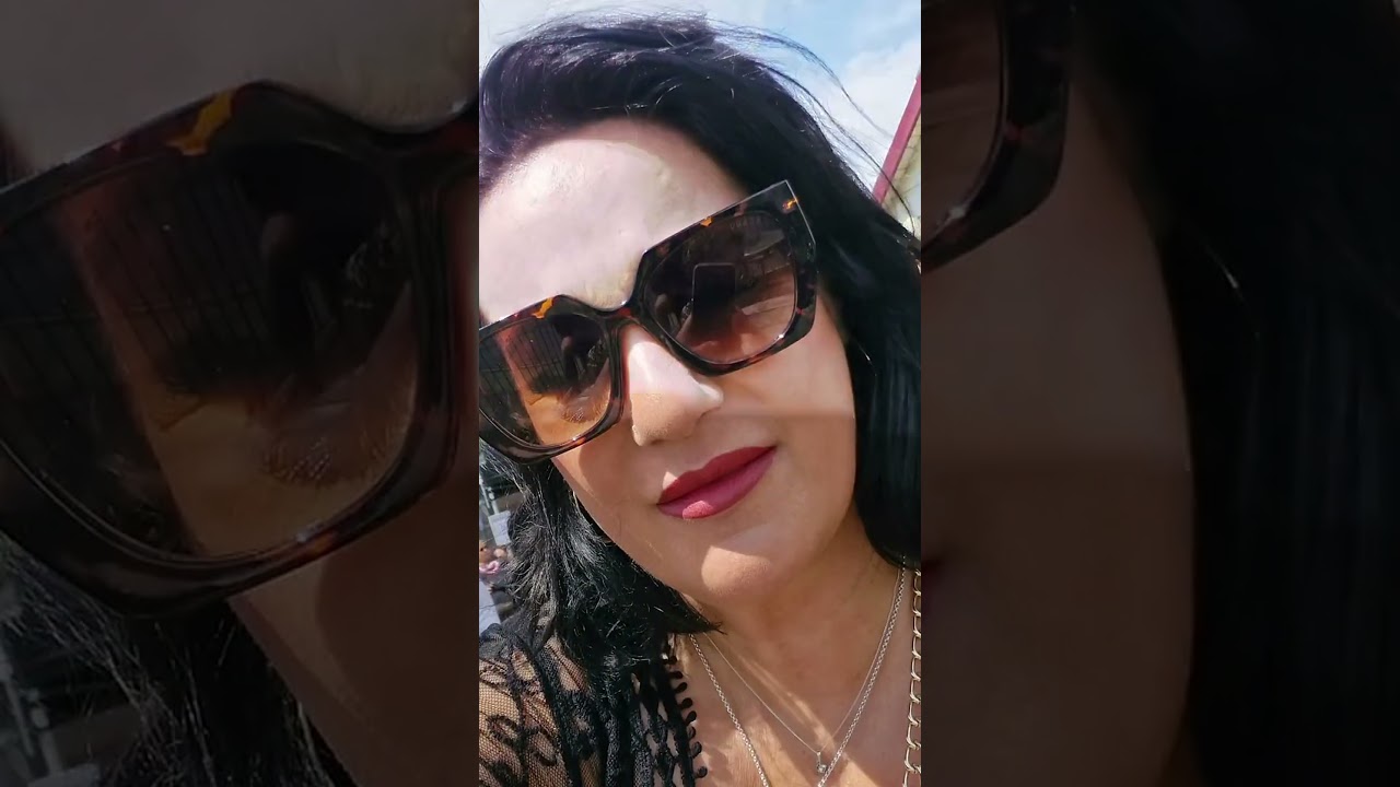 Embrace the Summer Vibes at Festivals 