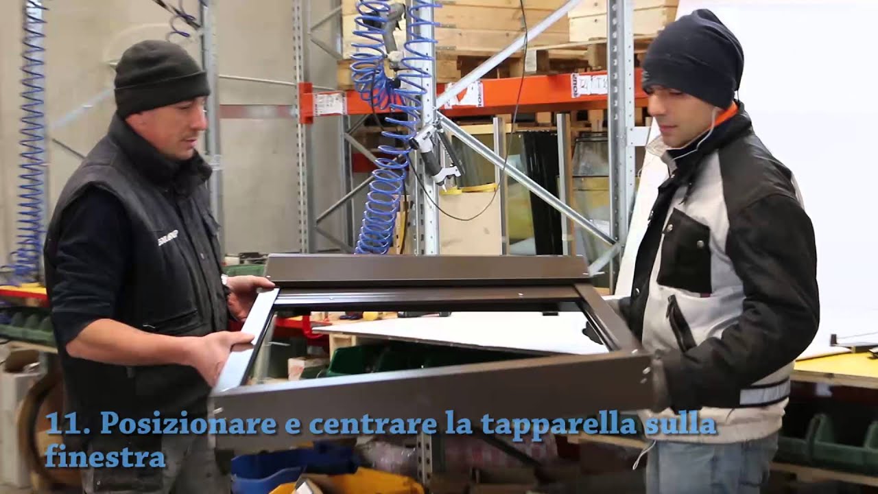 Installazione tapparella elettrica per finestra da tetto (come ... Installazione tapparelle elettriche