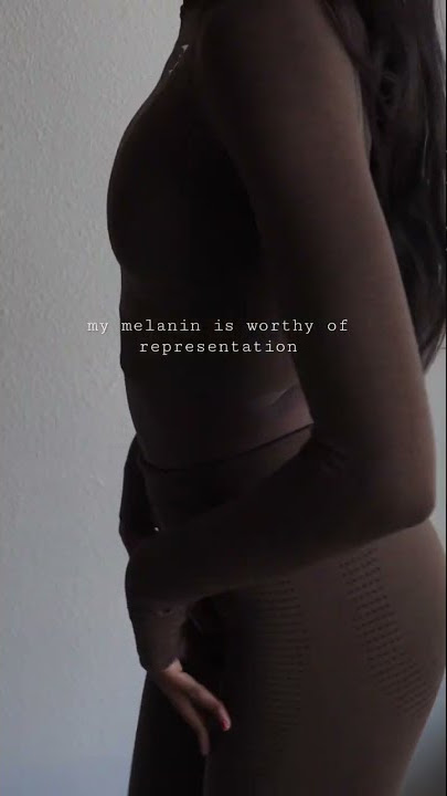 NEW GYMSHARK VITAL SEAMLESS COLLECTION | neutral workout clothes for dark skin