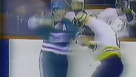 Scot Kleinendorst TKO's Cam Neely & the revenge