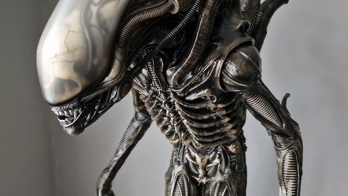 Action Figure Insider » #AlienDay426 Video – #Unboxing …er…Hatching the  @NECA_Toys Xenomorph Egg Set