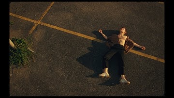Christine and the Queens - Doesn't Matter (Official Music Video)