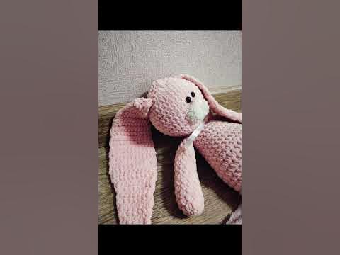 РОЗОВЫЙ ЗАЙЧИК танцует! - YouTube
