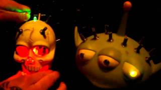 skull-Face 4093 quad nand synth input to VCF/PT2399 delay of Alien-head 6-step sequencer