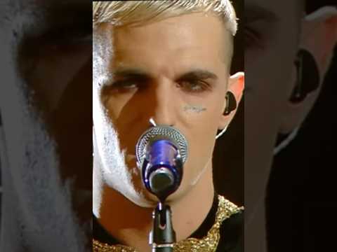 Video ACHILLE LAURO - ME NE FREGO #achillelauro #sanremo #rai