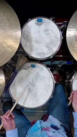 Art Blakey shuffle… #jazzdrumming #jazzdrums #drumlessons