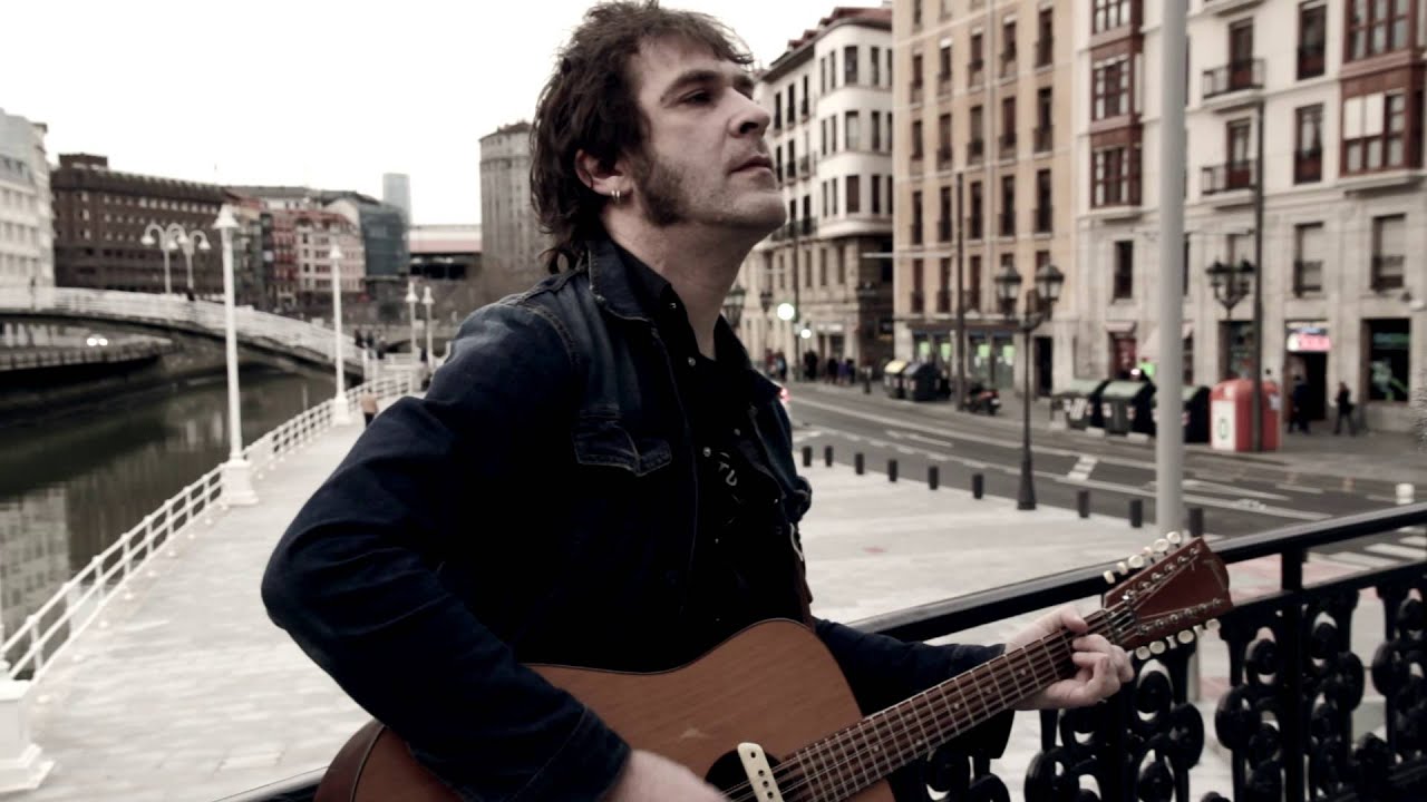 JULIEN ELSIE #2 - Six Yard Room [Twobaskos Sessions]