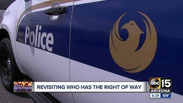 U-turn or right on red: who has the right of way?