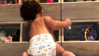 Jessica Alba Jugando Con Hijo