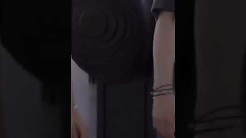 Do you think yoongi want to hold jimin