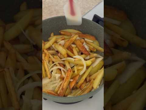 Так готовят шеф-повара 👌#жаренаякартошка #лайфхак #быстроивкусно