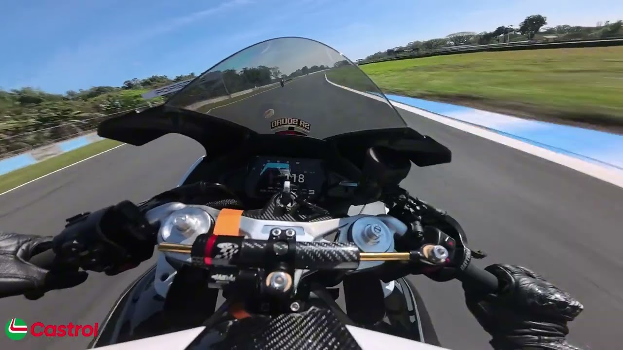 CFMOTO 675SR-R | This race track just got newly asphalted and I slipped 3 times! #castrolph