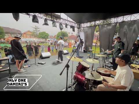 Live Cover Yellowcard Only One