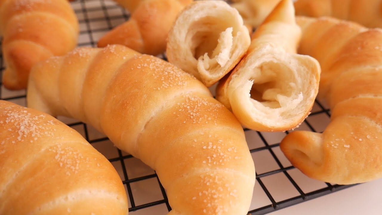 Crispy Soft Salted Butter Rolls : No egg / No knead / Shio pan | Kkuume