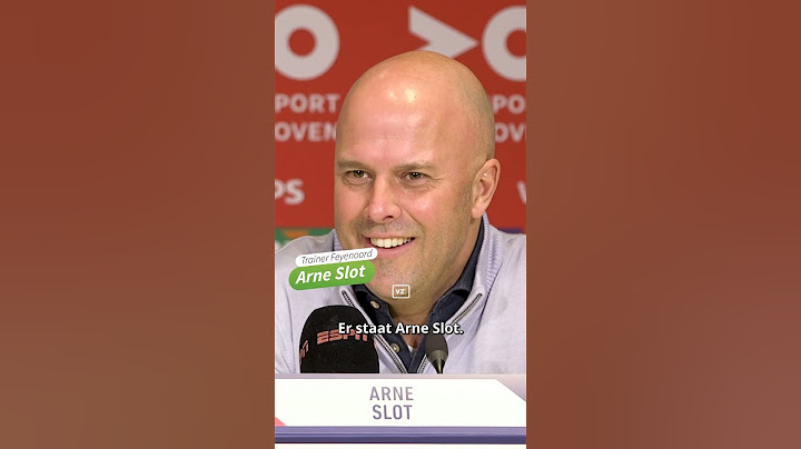 Arne Slot of Peter Bosz? 🤣🤣 De trainer van Feyenoord reageert op vermeende interesse van Bayern 🗣️