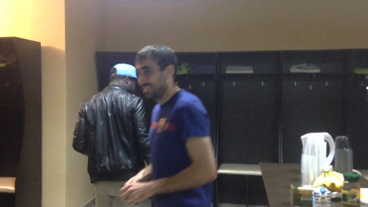 Игроки ФК "Уфа" впервые посетили свой новый стадион. - YouTube