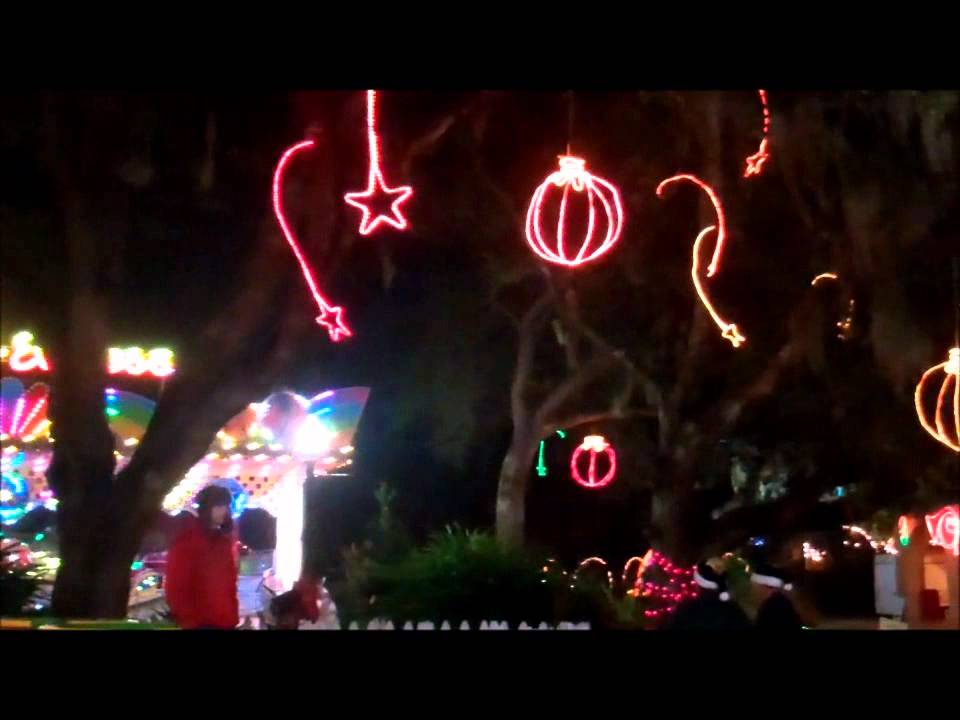 exploring new orleans celebration in the oaks youtube christmas lights half not working