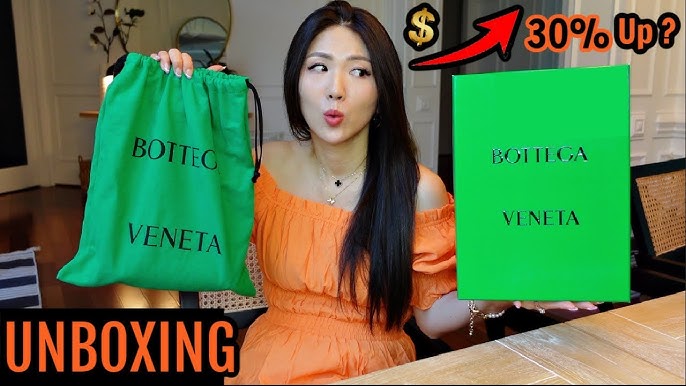 Bottega Veneta Mini Loop Bag Unboxing, What Fits