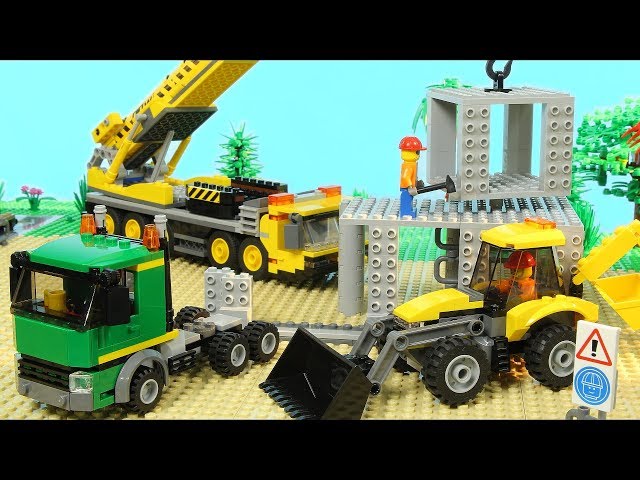 Lego Construction Site (Skyscraper Building, Mobile Crane, Excavator) class=