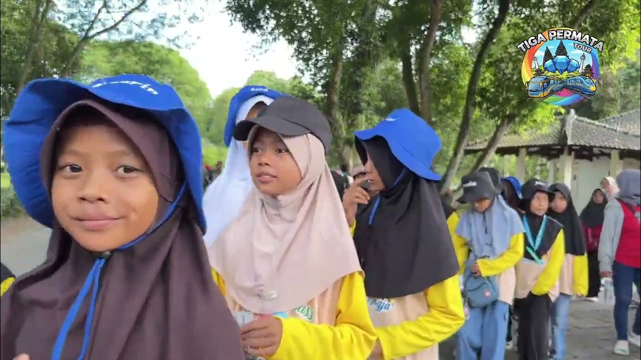 Outing class MI MA’ARIF NU CIBEREM Goes to yogyakarta