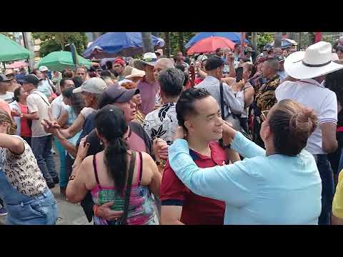 La fiesta latina