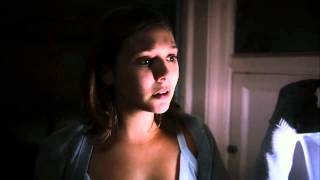A Casa Silenciosa  (Silent House) - Trailer Oficial Legendado [HD]