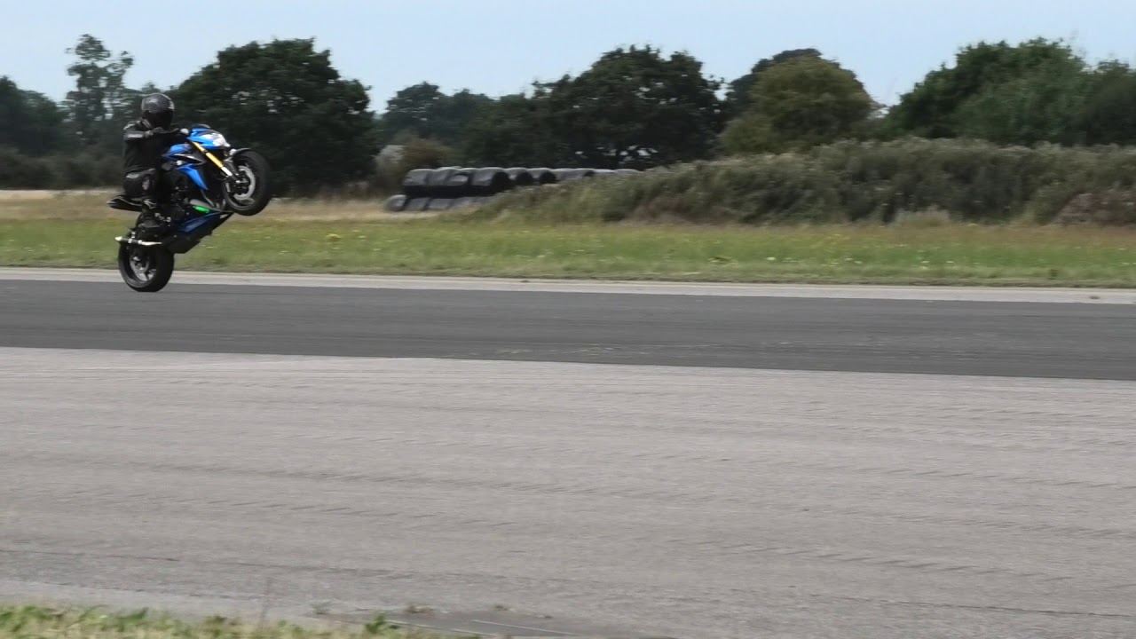 Lee Moody 135MPH wheelie at the 2018 world wheelie event