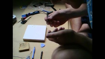 How to Replace/Repair/Fix iPod touch audio/Headphone jack Part 3