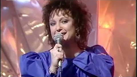 Top of the Pops Tribute to Janice Long (1955-2021)