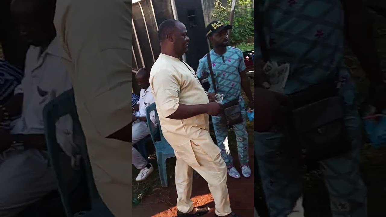 live performance by Alex zitto super star dance band  uromi 