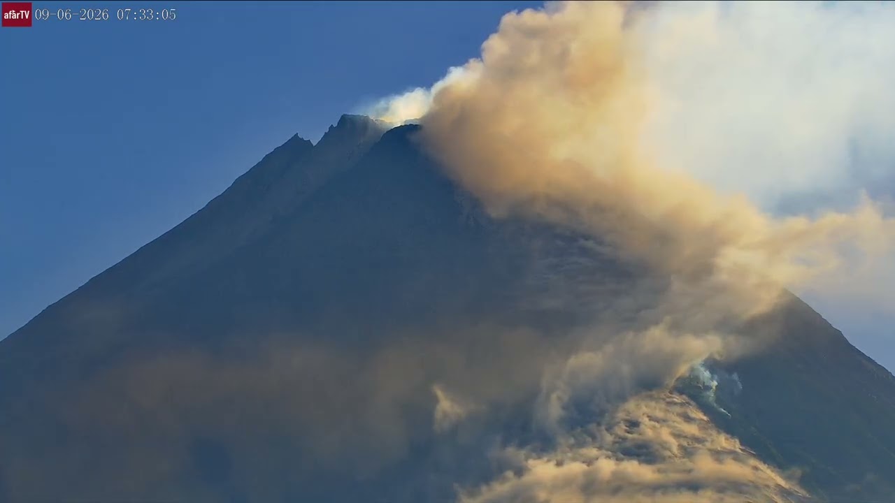 GIANT Boulder Breaks From Merapi’s Lava Dome, Triggering Huge Avalanche | Aug. 6, 2026