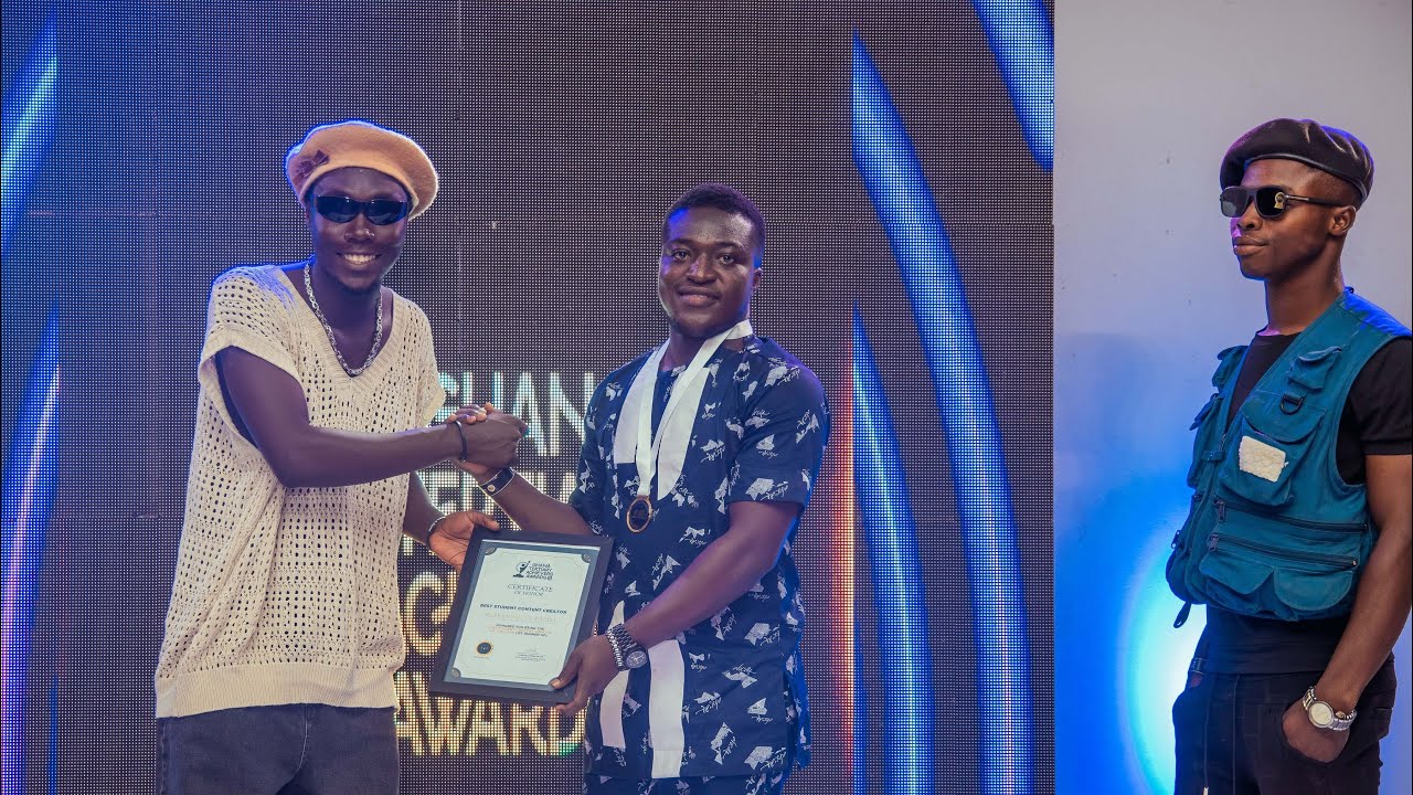 I was honored to receive an award of the best content creator 🥳🎉😊 YouTube