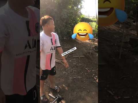 Video câu đố cái gì dài như trái chuối cầm một hồi nó chảy nư.ớc cười ẻ #shorts - youtube
