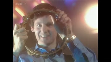 XTC - Senses Working Overtime (TOTP 4/2/82)