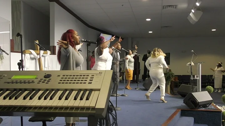 Pam Westbrook, Praise Team