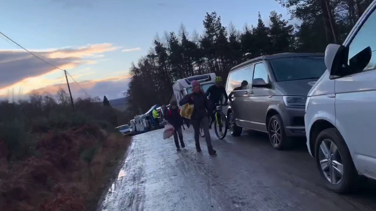 Strathpuffer 2020 riding down the start hill