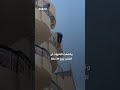 شاب يهدد بالقفز من شرفة عقار بكورنيش الإسكندرية.. تفاصيل عملية إنقاذ عاجلة