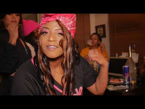 Lee Lee - 'No Hook'